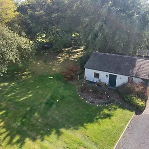 Cosy 2 Bed Next To Fota Wildlife Park Holiday home